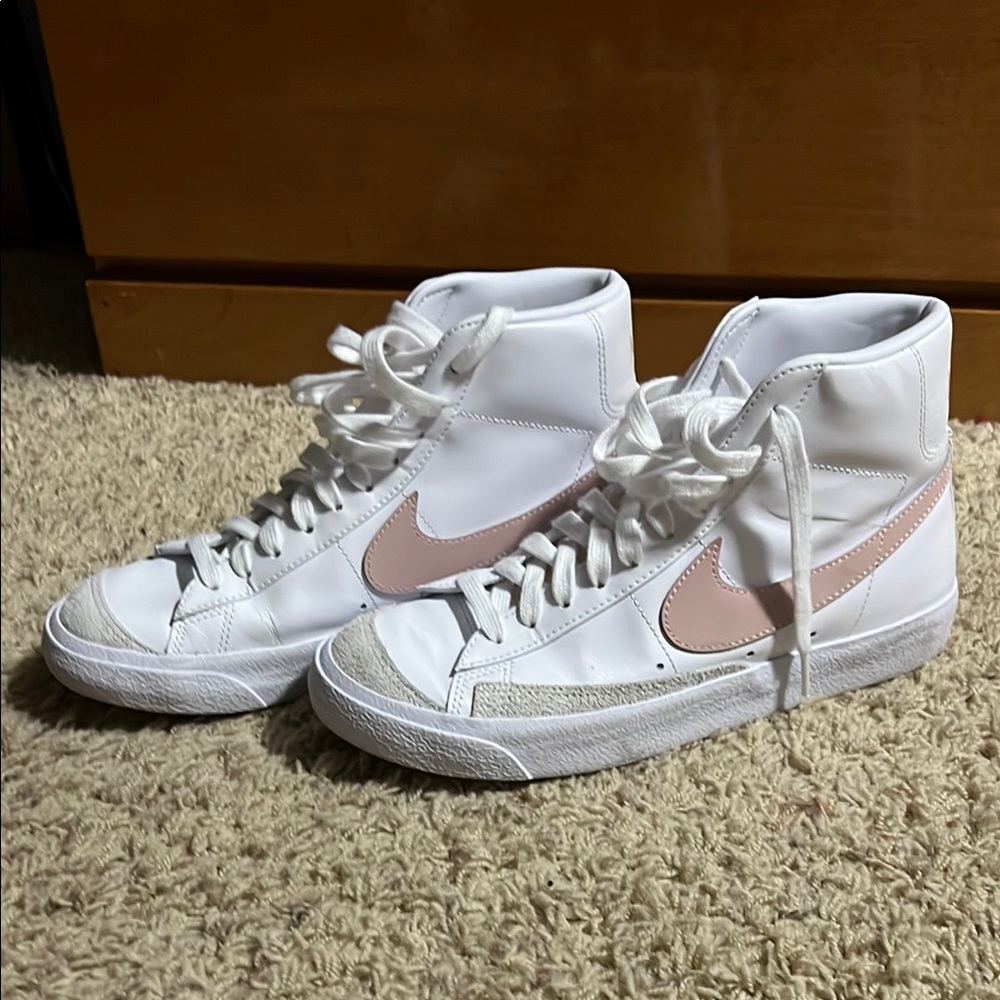 *Nike White and Pink High Top Blazers